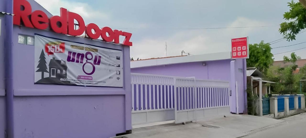 Reddoorz @ Jalan Ahmad Yani Hotel Karawang Exterior photo